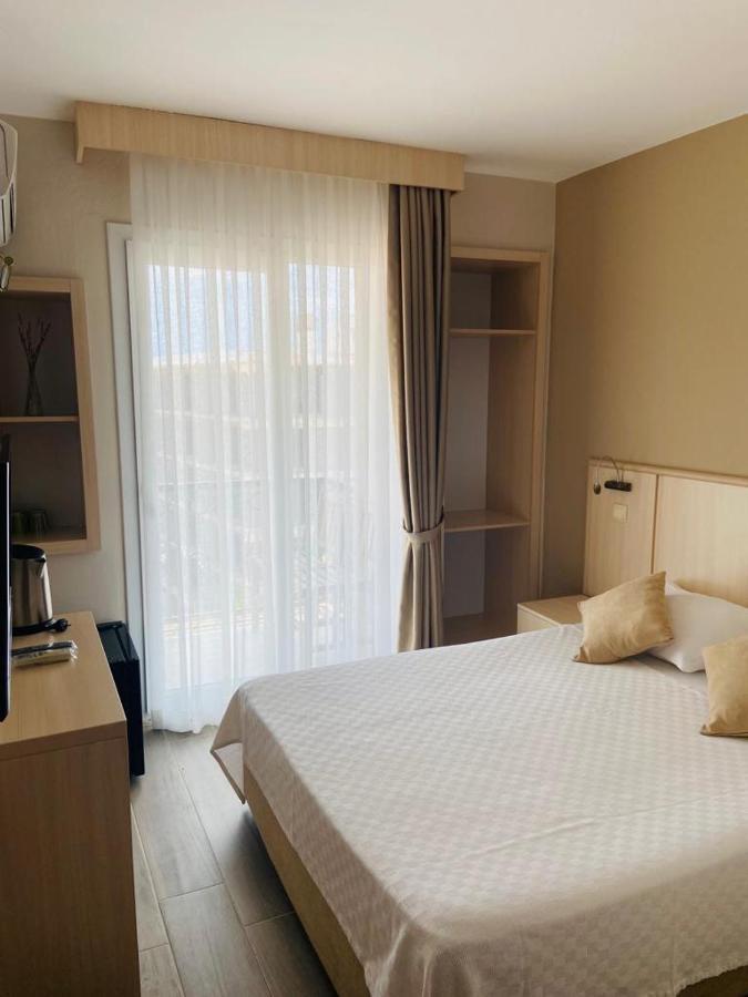 İleri Hotel&Apartments Çeşme Buitenkant foto